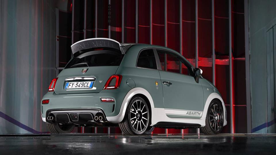 نسخه خاص از فیات 500 به مناسبت ۷۰ سالگی آبارث